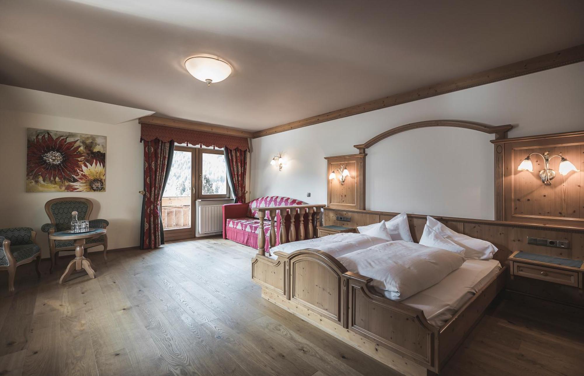 Hotel Alpenblick Sexten Esterno foto