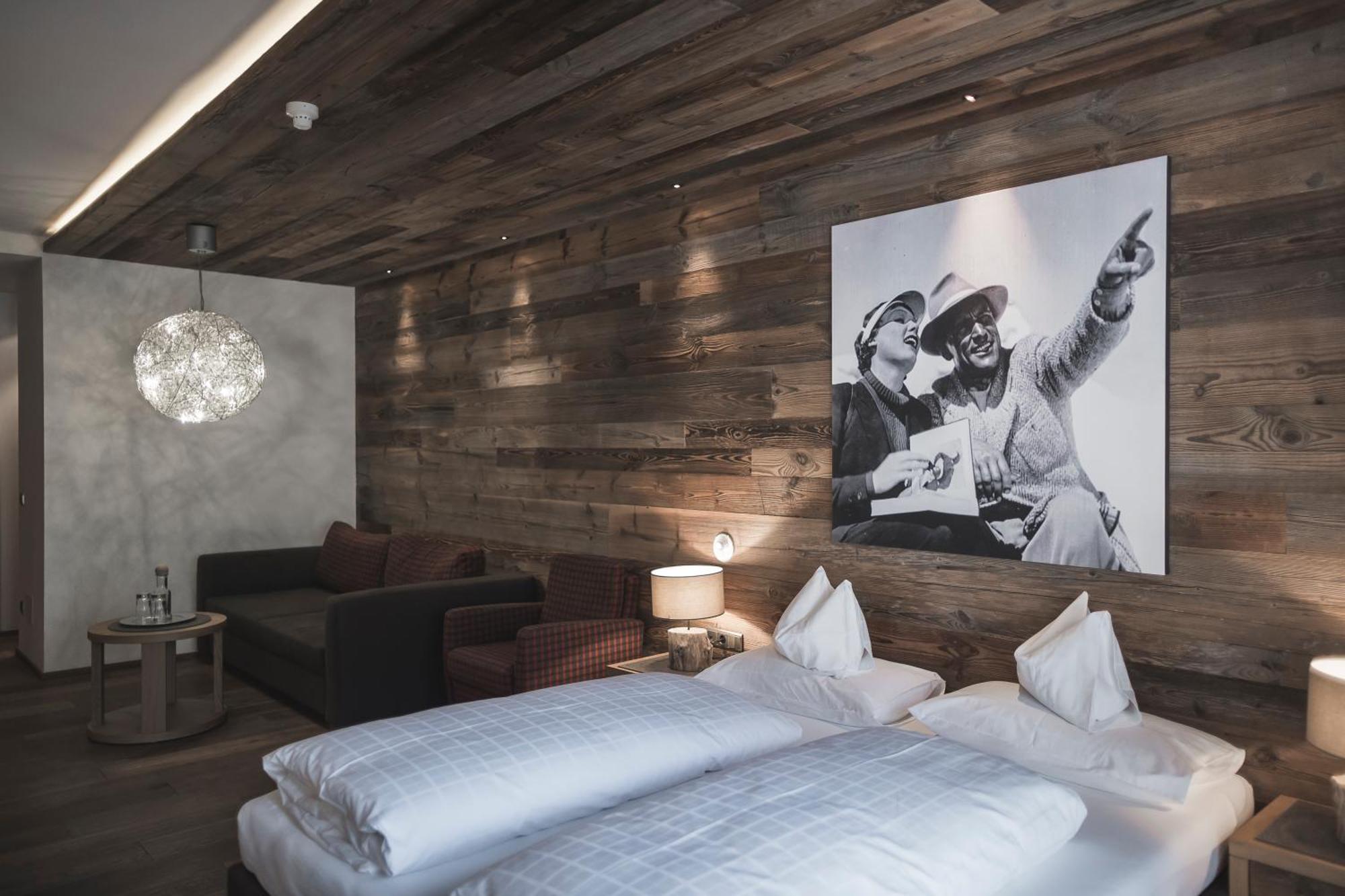 Hotel Alpenblick Sexten Esterno foto