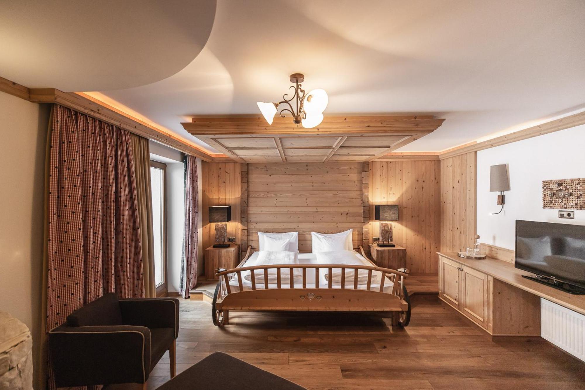 Hotel Alpenblick Sexten Esterno foto