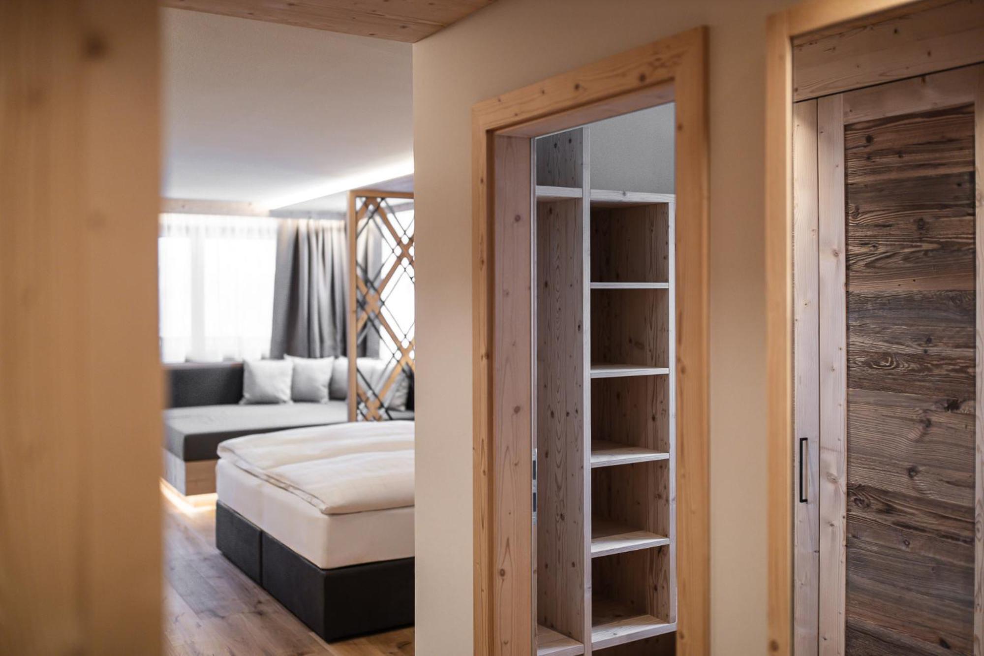Hotel Alpenblick Sexten Esterno foto