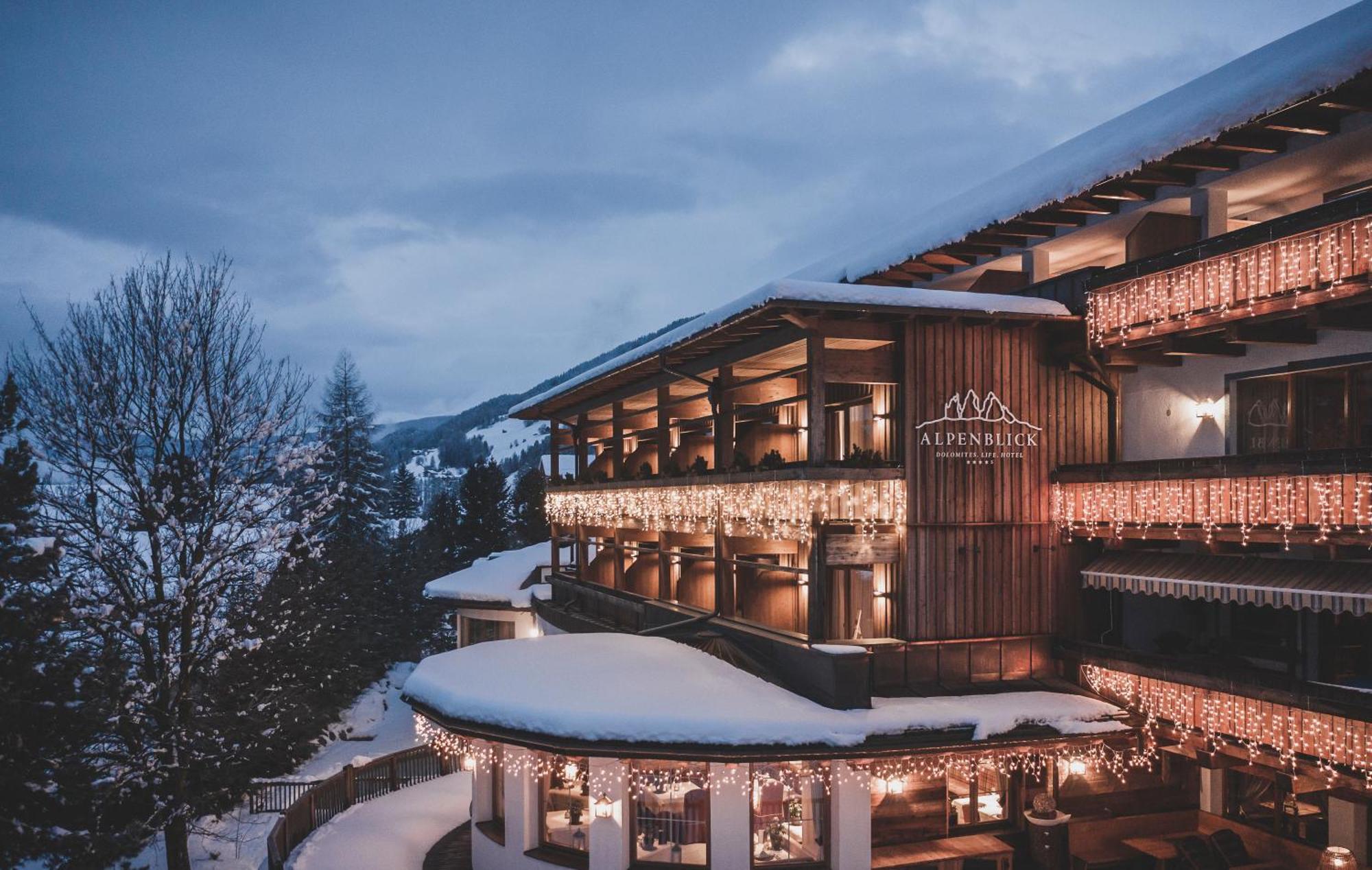 Hotel Alpenblick Sexten Esterno foto